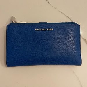 Michael Kors Tech Wallet